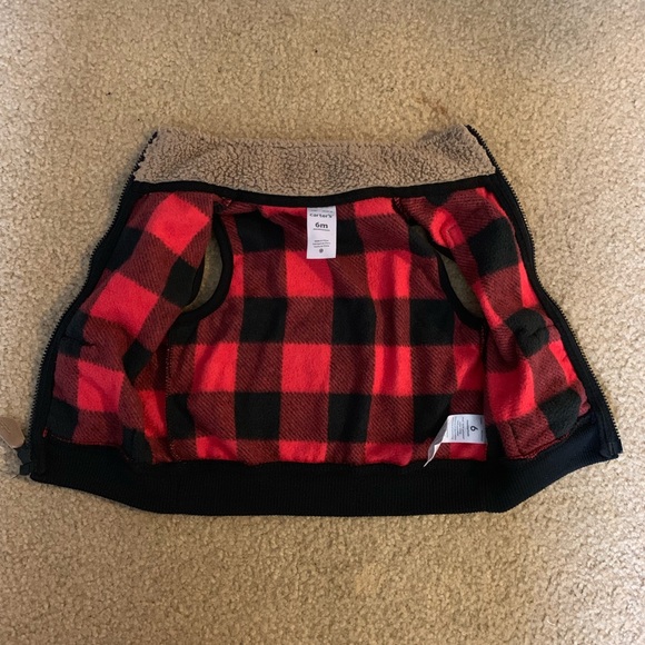 Vest - Picture 2 of 3